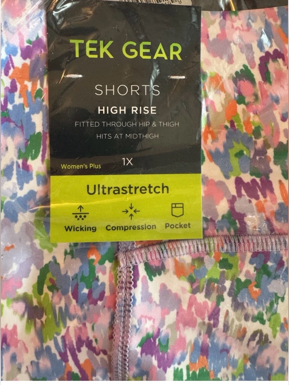 Womens Plus 1X Tek Gear Bike Shorts
NWT Multi Color High Rise Stretch
Pockets